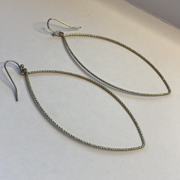 Earrings - Picture 3 of 3